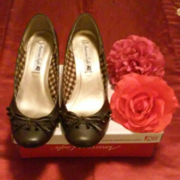 🌹American Eagle🌹Chocolate Brown Wedges👠With Box