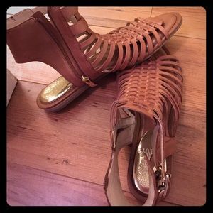 Vince Camuto Brown sandals - 7.5
