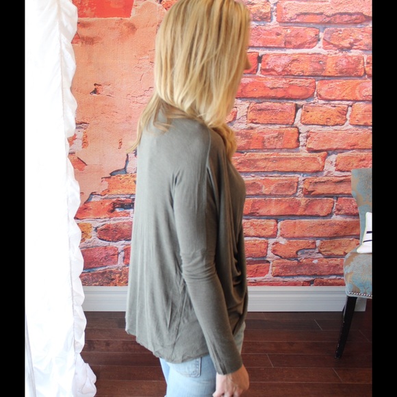Olive surplice front tuck top - Picture 3 of 3