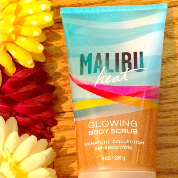Malibu Heat Glowing Body Scrub Bath & Body
