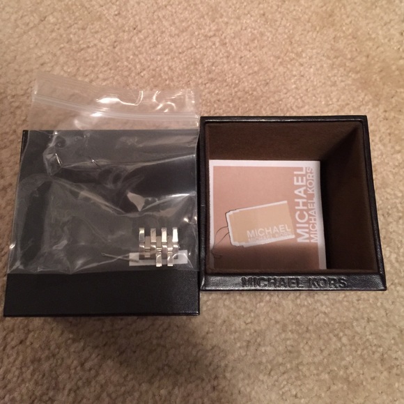 Michael Kors watch - Picture 4 of 4