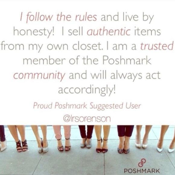 Welcome to my closet! ❤️❤️❤️ - Picture 2 of 3