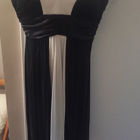 Cocktail dress - Picture 2 of 2
