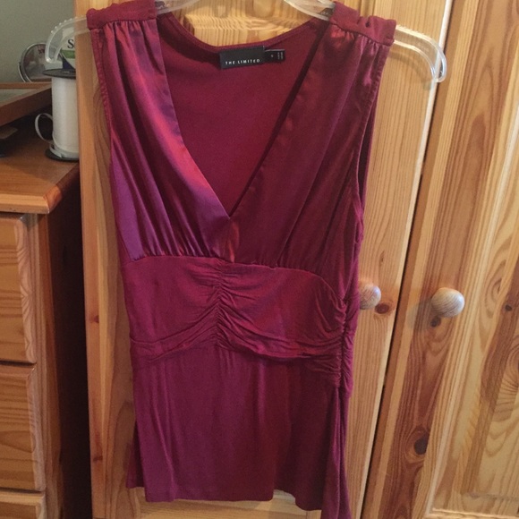 Sleeveless top