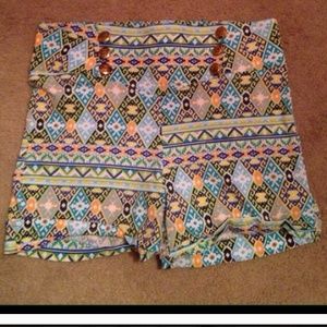 Super stretchy high waisted tribal shorts. ❤️