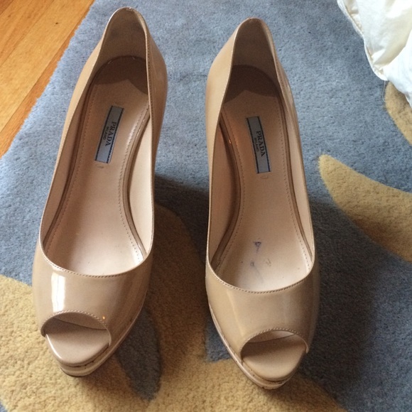 Prada nude open toed wedge - Picture 2 of 3