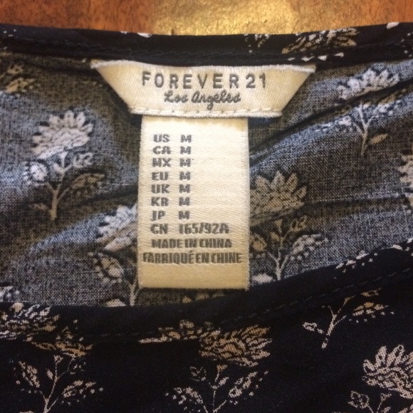 Forever 21 Crop Top Size M - Picture 2 of 4