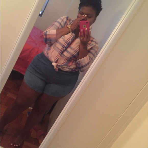 Meet Me☺️ - Picture 3 of 4