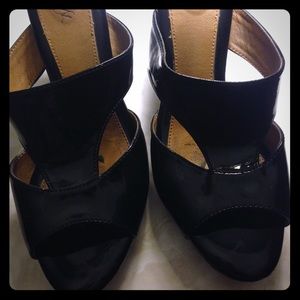 Euro Soft by Sofft black sandals.  Size 8.5