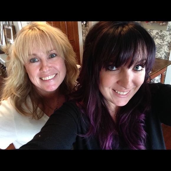 Meet Your Posher - Picture 2 of 4