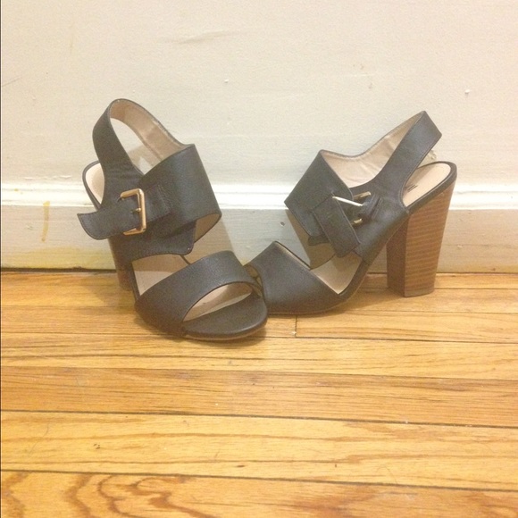 Black high heel(wedges) shoes