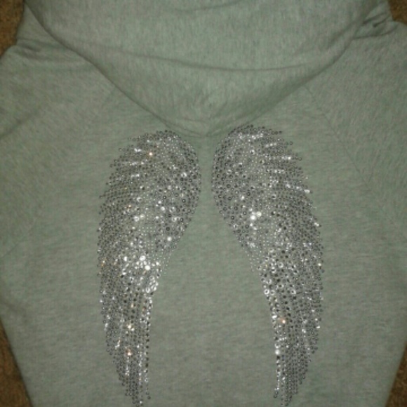 Twisted Heart w/ rhinestone wings Faux Fur hoodie - Picture 1 of 4