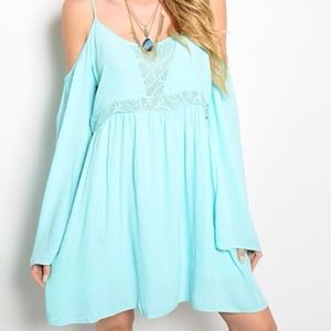 🍃Mint  boho dress with lace trimming