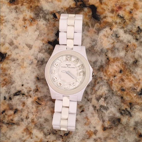Marc by Marc Jacobs white watch - Picture 4 of 4