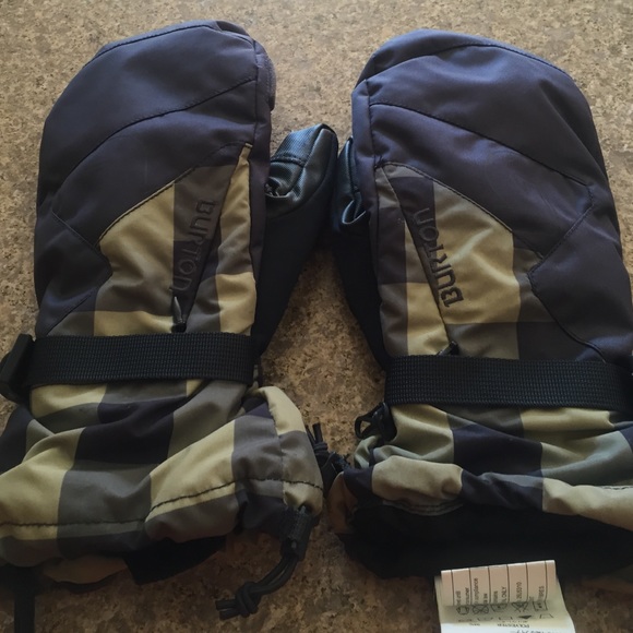 Burton mittens