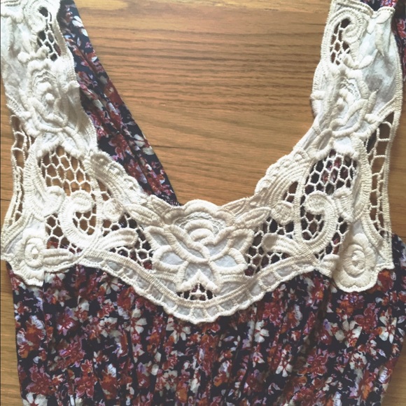 Floral dress - Picture 1 of 2