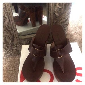 michael kors bowery platform sandals