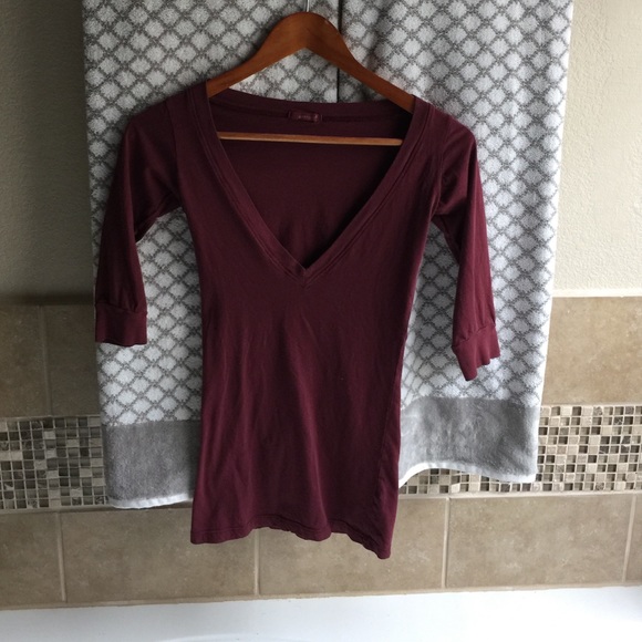 La made maroon t-shirt