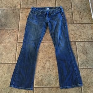 Silver jeans Tuesday boot cut 💚 size 28
