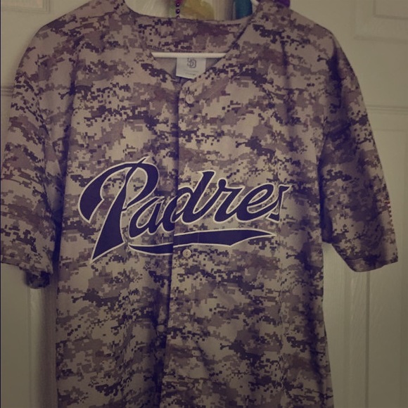 Women shirt