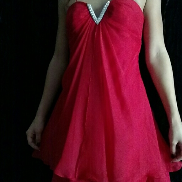 Homecoming/Prom Dress - Picture 2 of 4