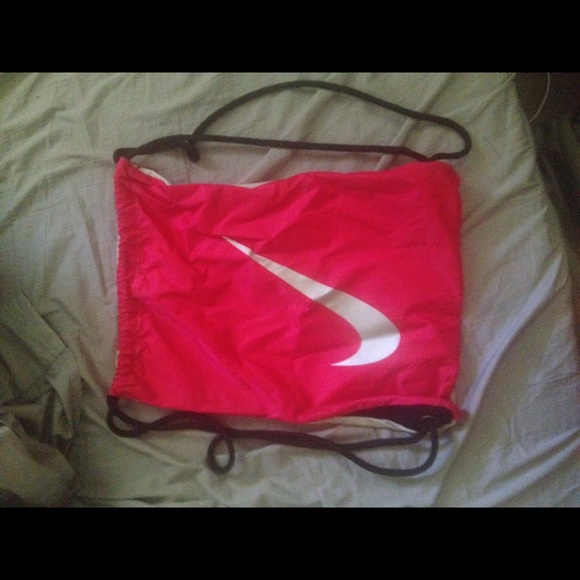 Drawstring bag - Picture 2 of 2