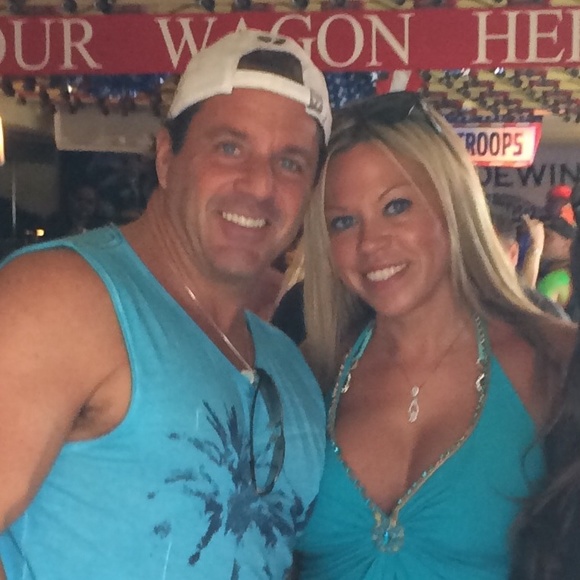 Meet your Posher, Kim! - Picture 3 of 4