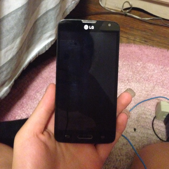 Android Cell phone - Picture 3 of 4