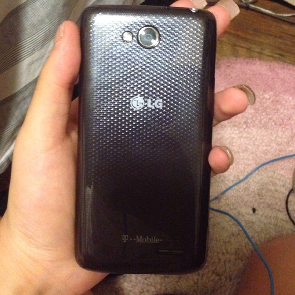 Android Cell phone - Picture 4 of 4