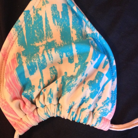 String Multi-Colored Bikini Top - Picture 2 of 3