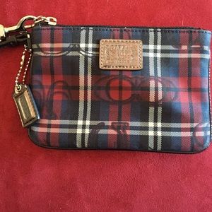 WRISTLET
