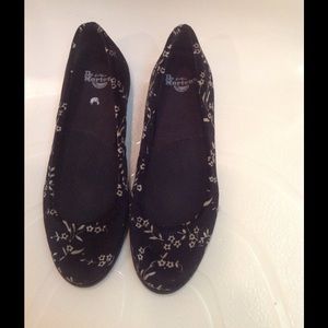 Beautiful black flatos