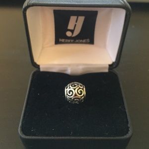 Pandora Ocean Breeze charm