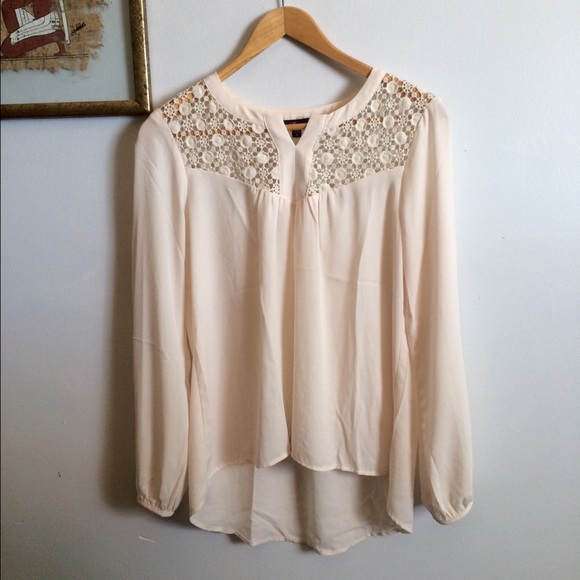 NWOT Beautiful Blush Pink Blouse