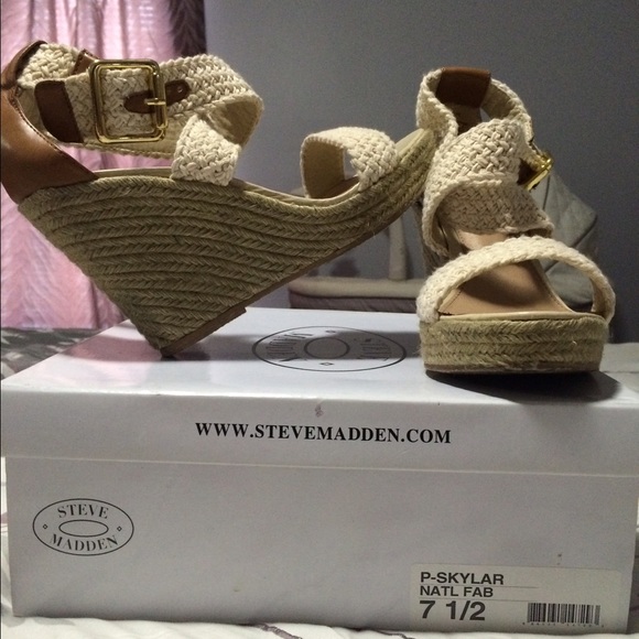 Steve Madden wedge sandals