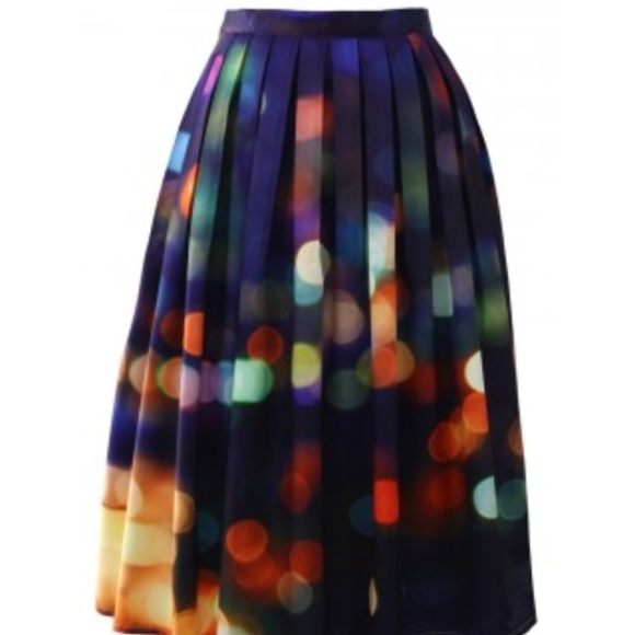 Skirt - Picture 2 of 2