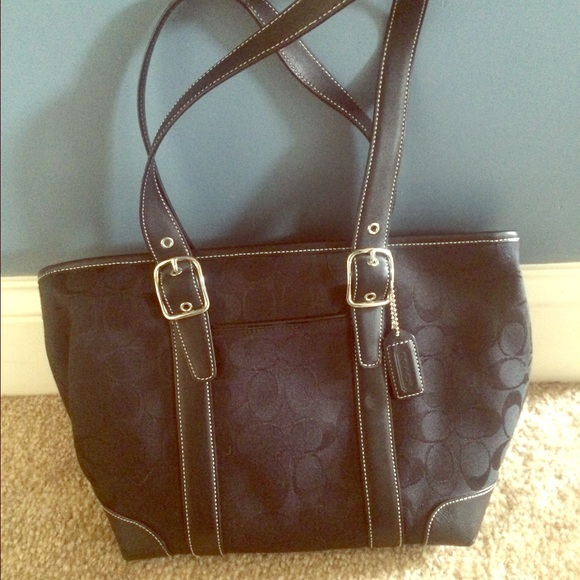 coach handbag/