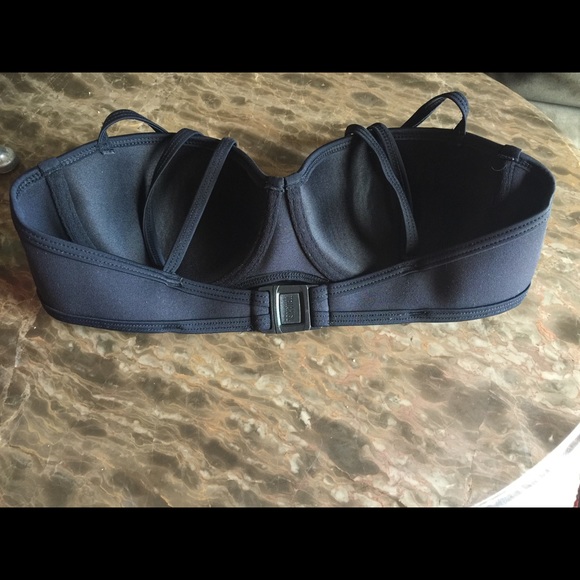 TRIANGL Bikini - Picture 3 of 3