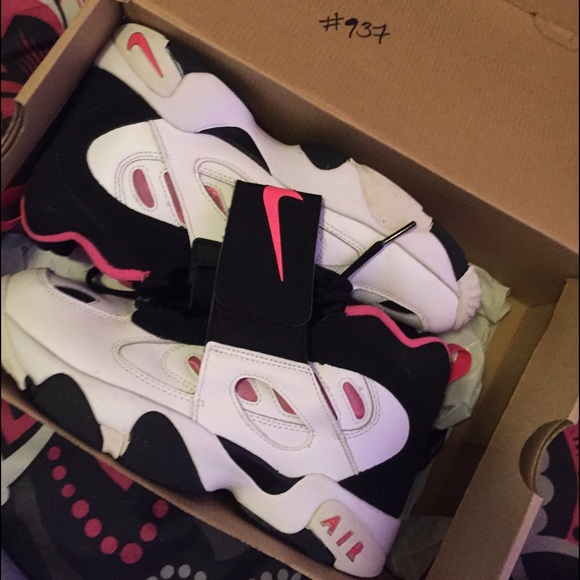 Nike Air Diamond Turf 2 (GS)