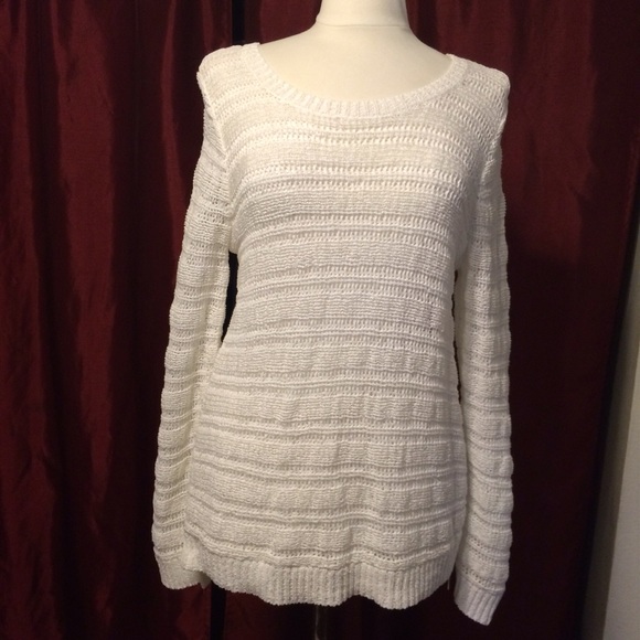 MK pretty white sweater