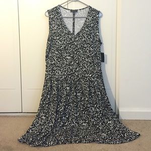 Lord & Taylor black/noir print dress
