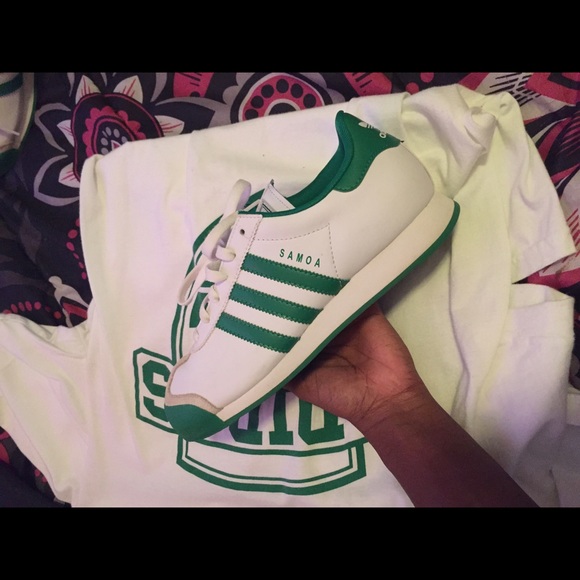 Adidas Samoa shoes with matching shirt! Bundle!!