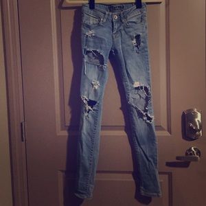 Super Destroyed Light Wash Skinny Jeans