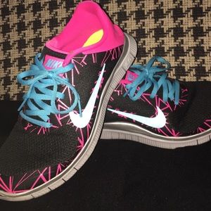 VVEUC Nike Free Run 4.0