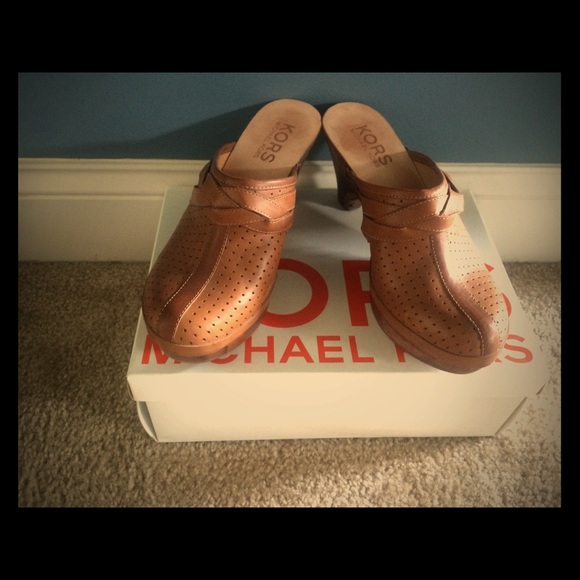 michael kors razor clog