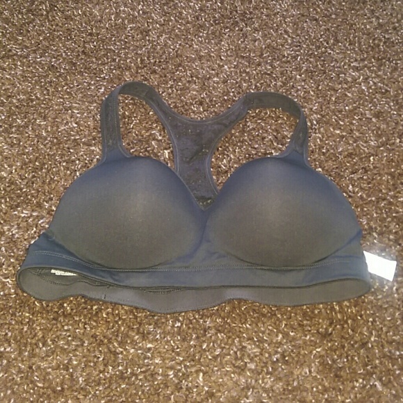 NWT VS Sports bra