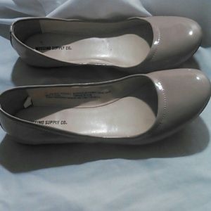 Ladies shoes
