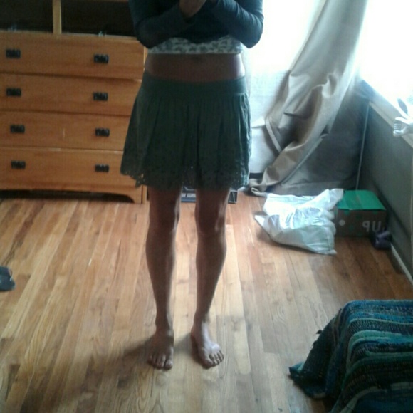 Really cute Olive green skirt!