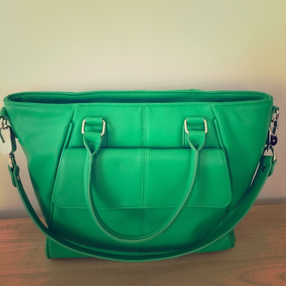 Jewell handbag: Diamond District