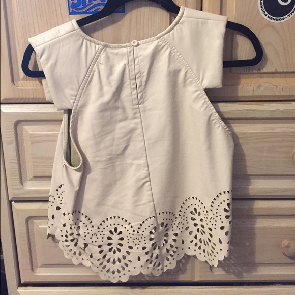 LF vinyl/leather white blouse - Picture 2 of 3